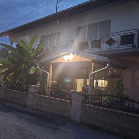 Kaca Apartmani 1 Banja Luka Exteriör bild