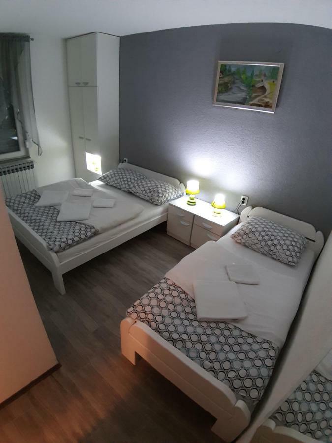 Kaca Apartmani 1 Banja Luka Exteriör bild