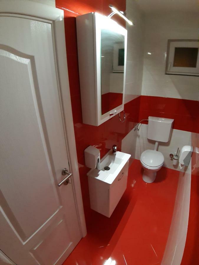 Kaca Apartmani 1 Banja Luka Exteriör bild