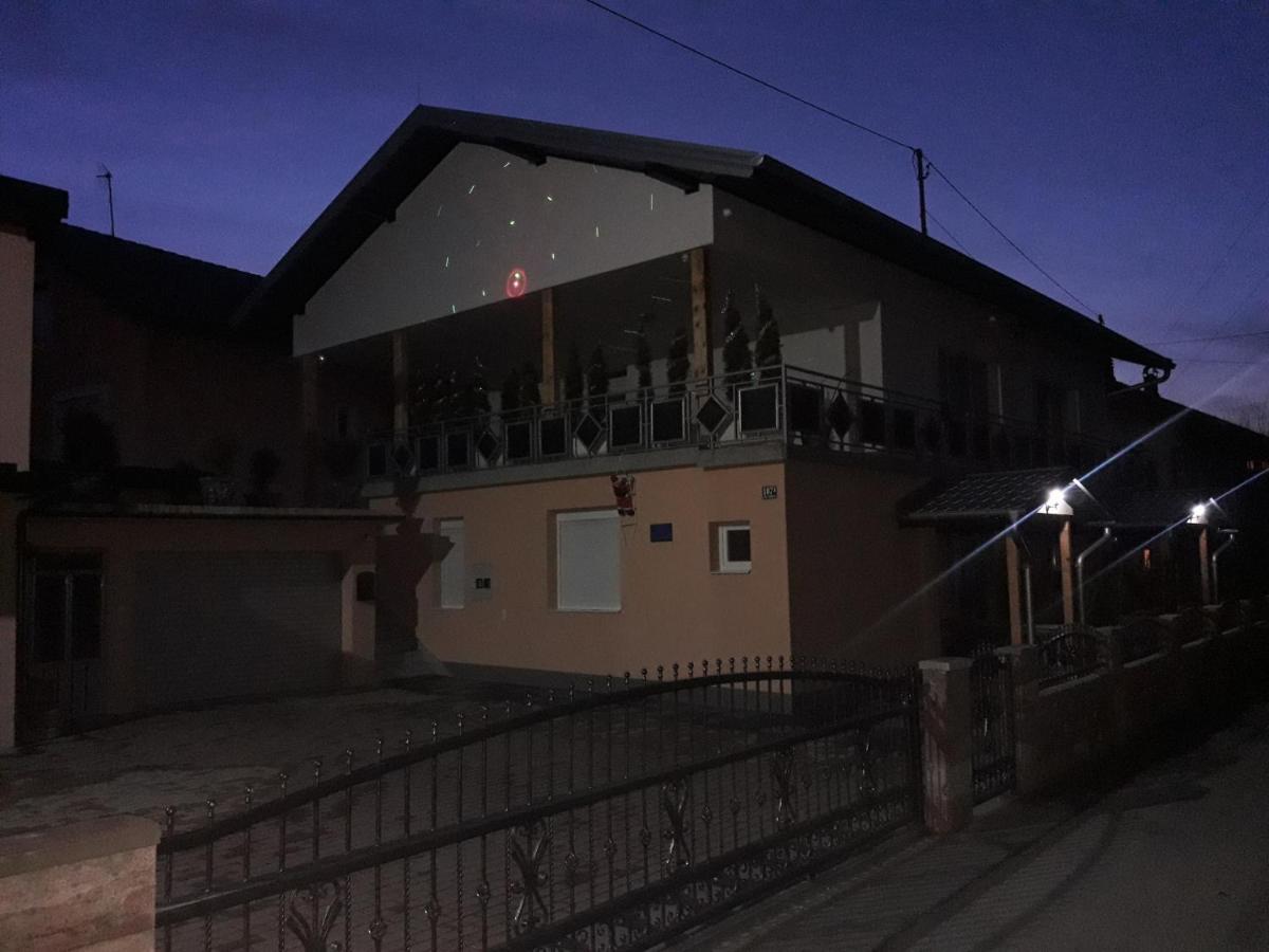 Kaca Apartmani 1 Banja Luka Exteriör bild